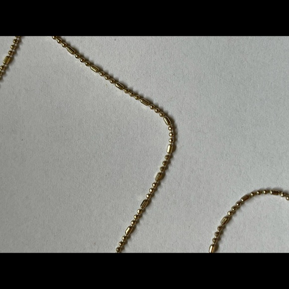 Elegant long leaf Dynamite Necklace - Picture 6 of 8